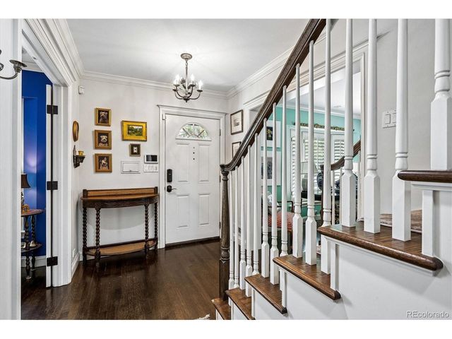 401 Jasmine St, Denver, CO 80220