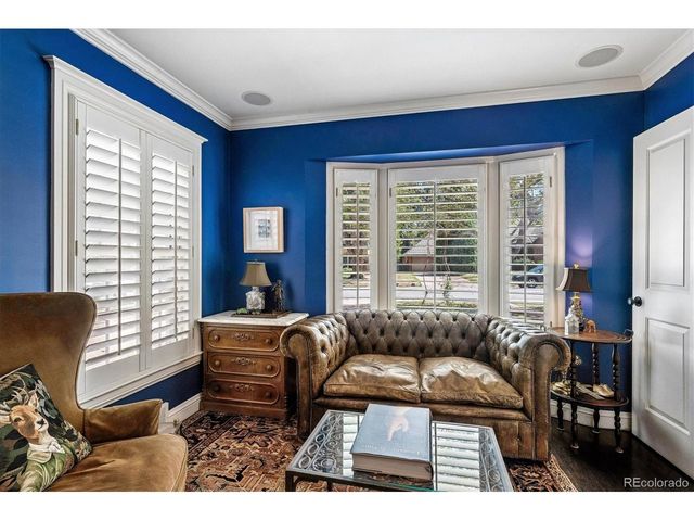 401 Jasmine St, Denver, CO 80220