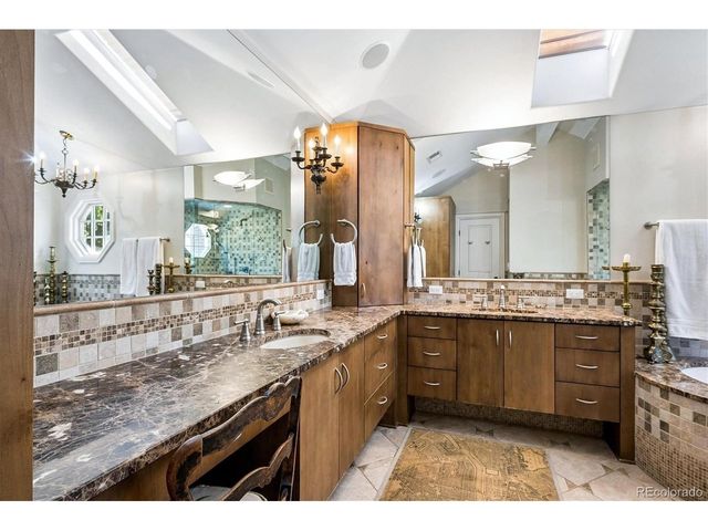 401 Jasmine St, Denver, CO 80220