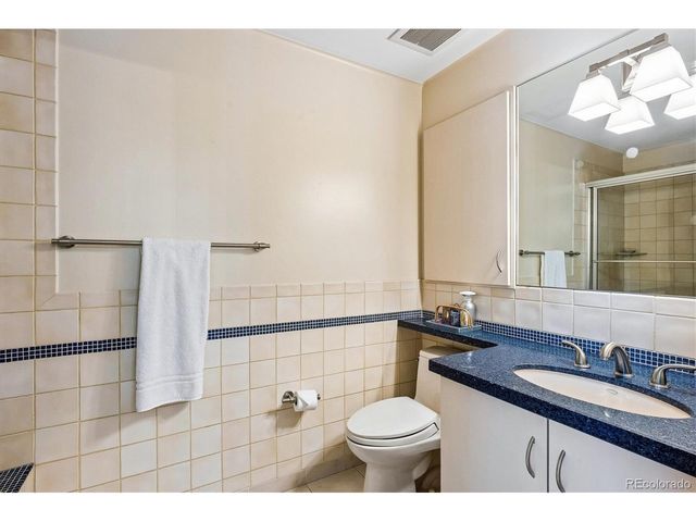 401 Jasmine St, Denver, CO 80220