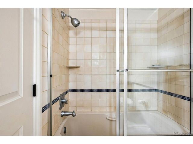 401 Jasmine St, Denver, CO 80220