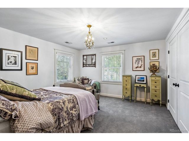 401 Jasmine St, Denver, CO 80220