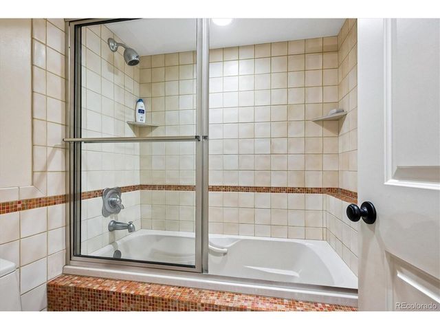 401 Jasmine St, Denver, CO 80220