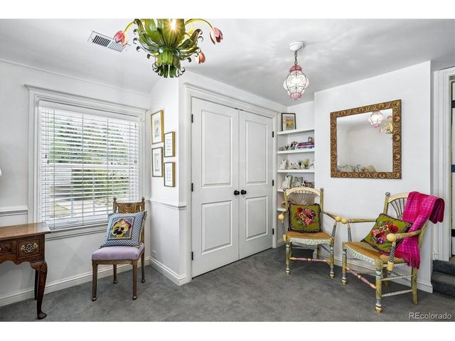 401 Jasmine St, Denver, CO 80220