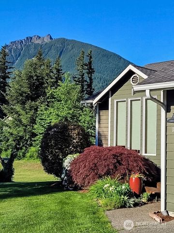 1340 Maloney Grove Avenue SE, North Bend, WA 98045