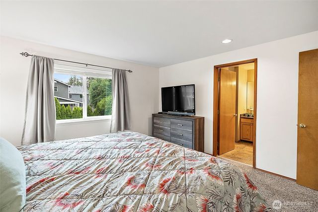1340 Maloney Grove Avenue SE, North Bend, WA 98045