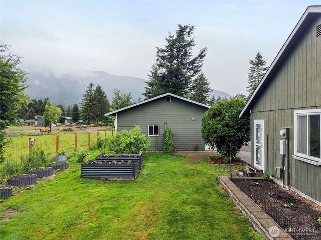 1340 Maloney Grove Avenue SE, North Bend, WA 98045
