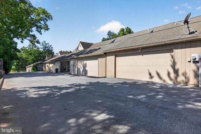 505 S COLLEGE ST, Carlisle, PA 17013