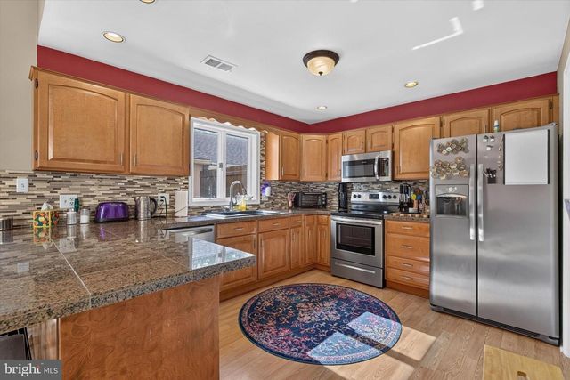 505 S COLLEGE ST, Carlisle, PA 17013