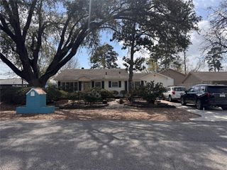 809 W Semands, Conroe, TX 77301