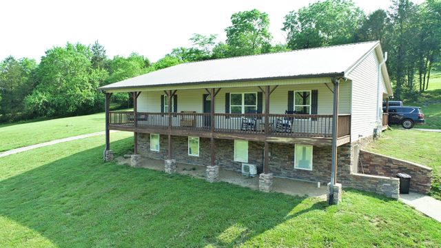 1000 Glasgow Branch Rd, Hartsville, TN 37074