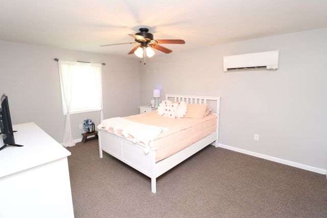 1000 Glasgow Branch Rd, Hartsville, TN 37074
