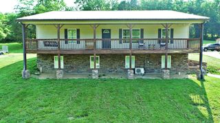 1000 Glasgow Branch Rd, Hartsville, TN 37074