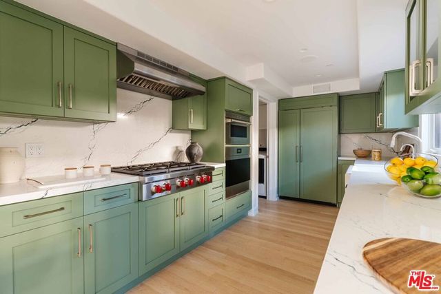 812 Euclid Street A, Santa Monica, CA 90403