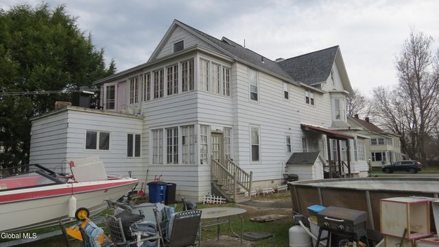 15 First Avenue, Broadalbin, NY 12025