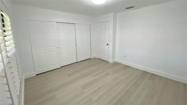 718 Reef Point CIR, Naples, FL 34108