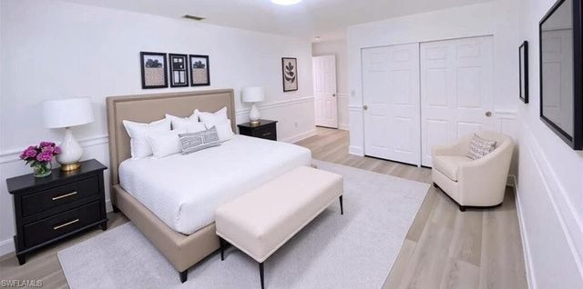 718 Reef Point CIR, Naples, FL 34108