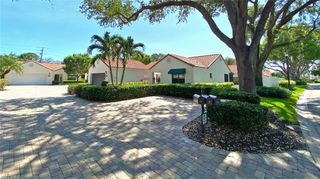 718 Reef Point CIR, Naples, FL 34108