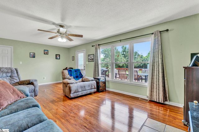104 Locksley Drive, Greenwood, SC 29649