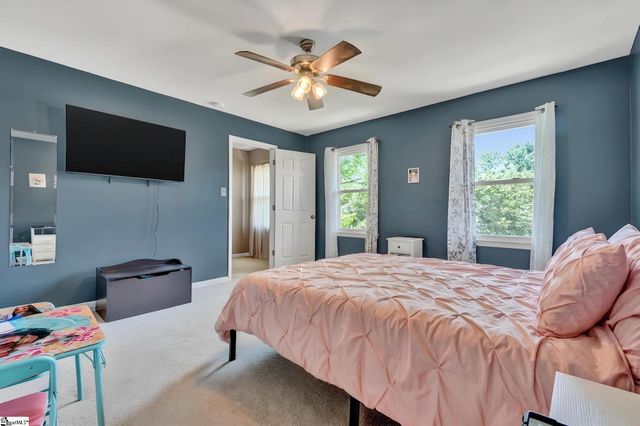 104 Locksley Drive, Greenwood, SC 29649