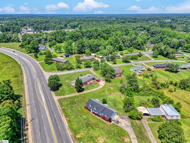 104 Locksley Drive, Greenwood, SC 29649