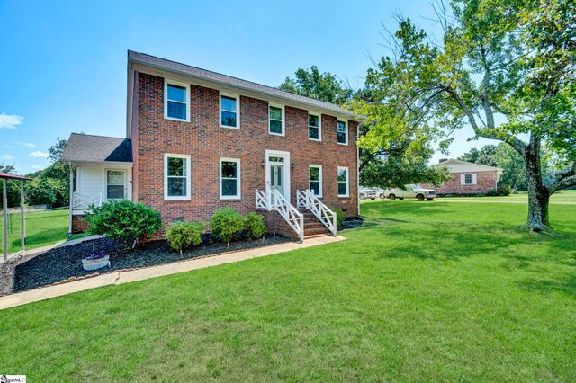104 Locksley Drive, Greenwood, SC 29649
