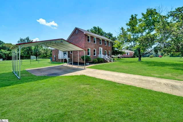 104 Locksley Drive, Greenwood, SC 29649
