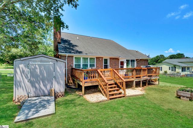 104 Locksley Drive, Greenwood, SC 29649