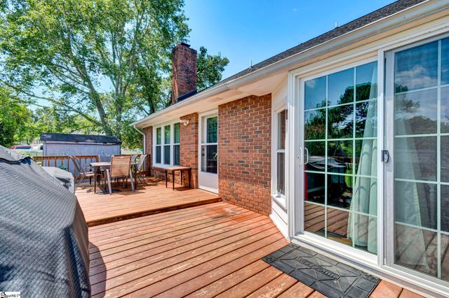 104 Locksley Drive, Greenwood, SC 29649
