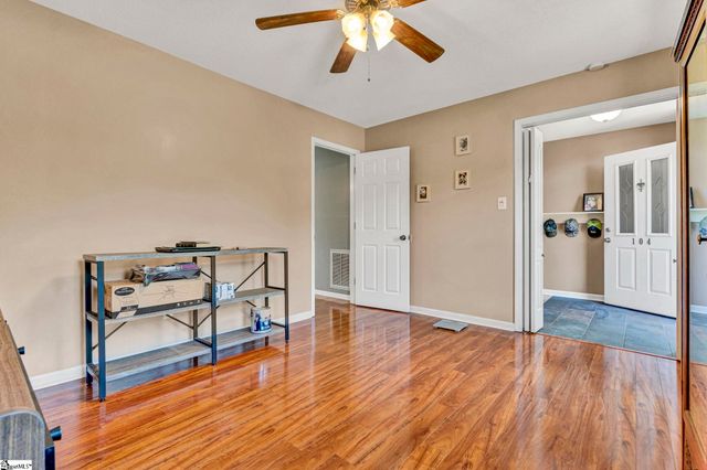 104 Locksley Drive, Greenwood, SC 29649