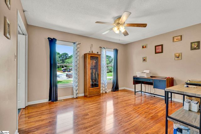 104 Locksley Drive, Greenwood, SC 29649