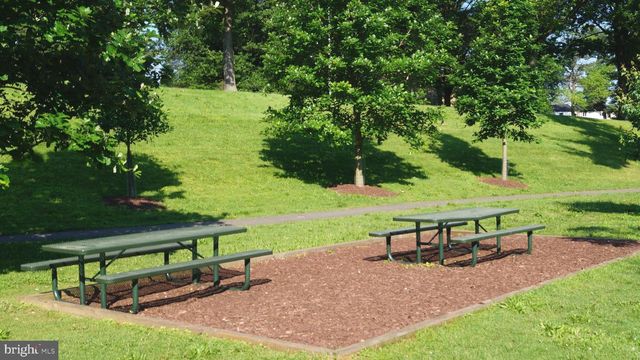 10337 ROYAL WOODS, Gaithersburg, MD 20886