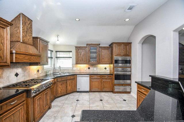 9102 S Pass Lane, Houston, TX 77064