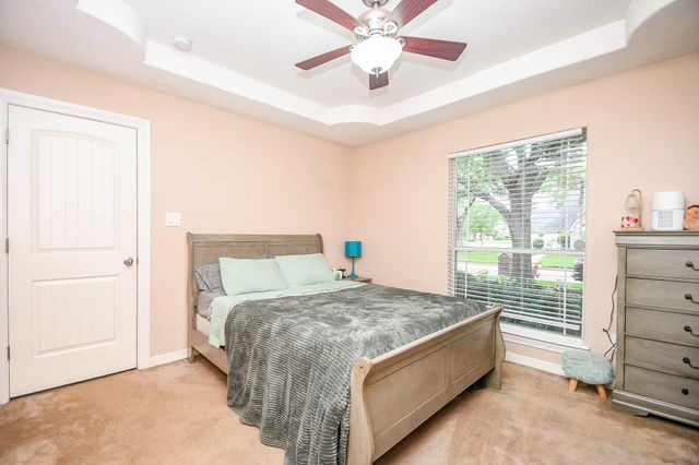 9102 S Pass Lane, Houston, TX 77064