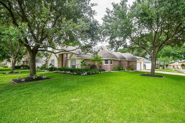 9102 S Pass Lane, Houston, TX 77064