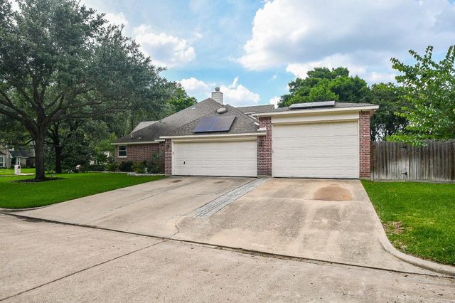 9102 S Pass Lane, Houston, TX 77064