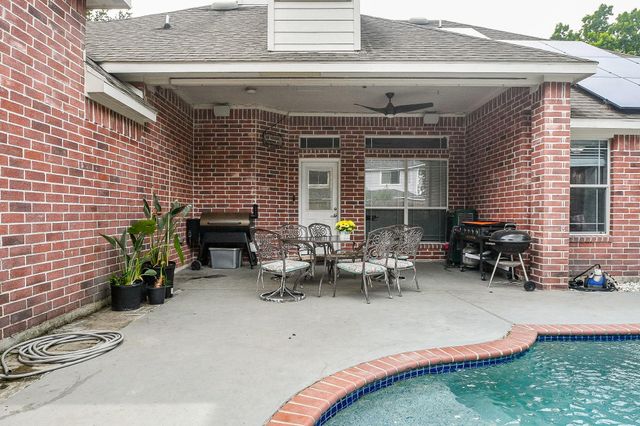9102 S Pass Lane, Houston, TX 77064