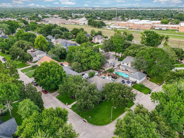 9102 S Pass Lane, Houston, TX 77064