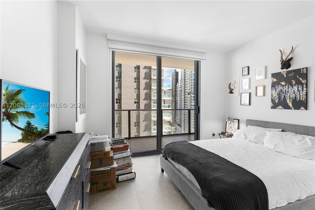 1300 S Miami Ave 2411, Miami, FL 33130