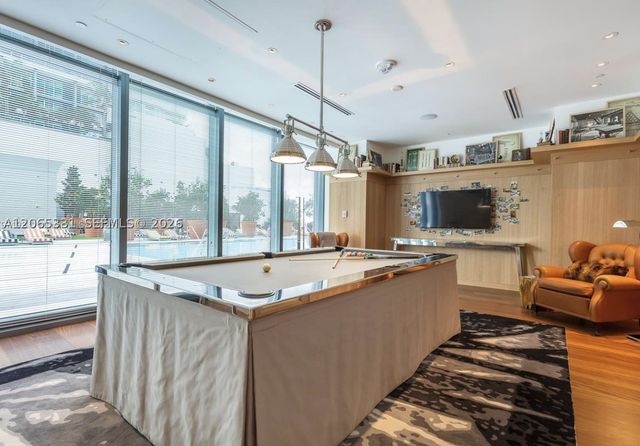 1300 S Miami Ave 2411, Miami, FL 33130