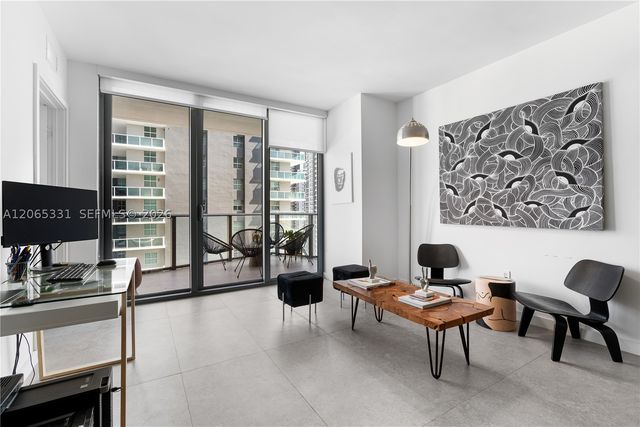 1300 S Miami Ave 2411, Miami, FL 33130