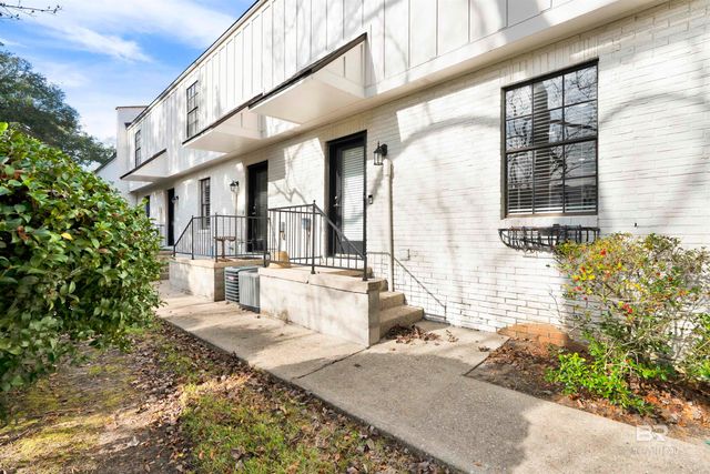 314 Gayfer Court 20, Fairhope, AL 36532