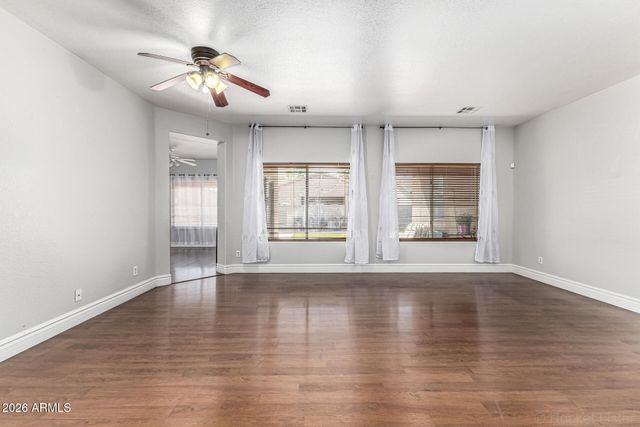 7205 W SUNDERLAND Avenue, Phoenix, AZ 85033