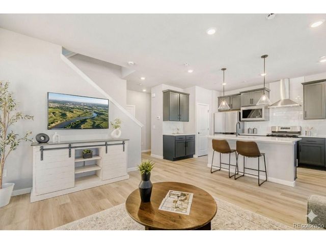 3881 W 82nd Ln, Westminster, CO 80031