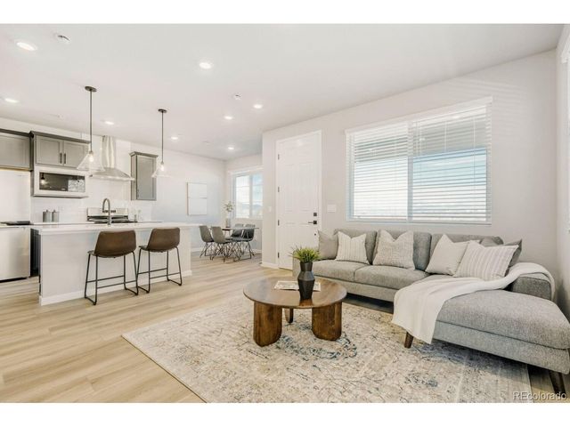 3881 W 82nd Ln, Westminster, CO 80031