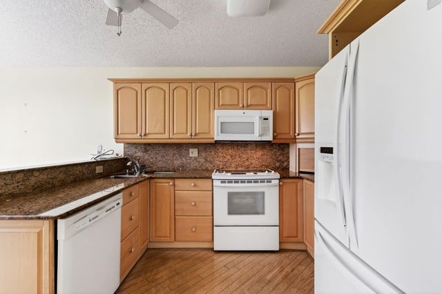6071 Greenspointe Drive, Boynton Beach, FL 33437