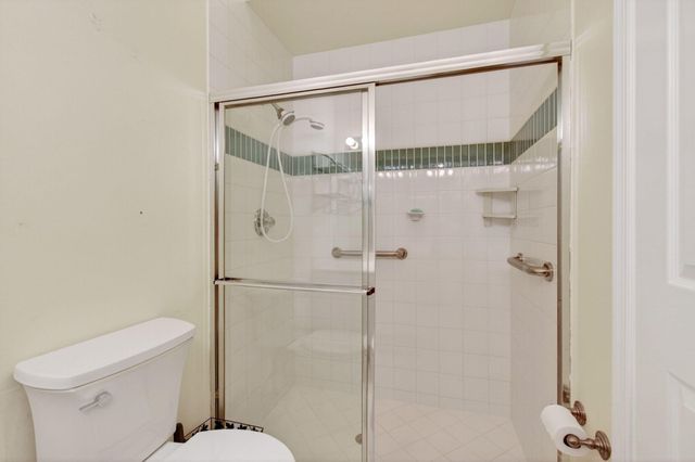 6071 Greenspointe Drive, Boynton Beach, FL 33437