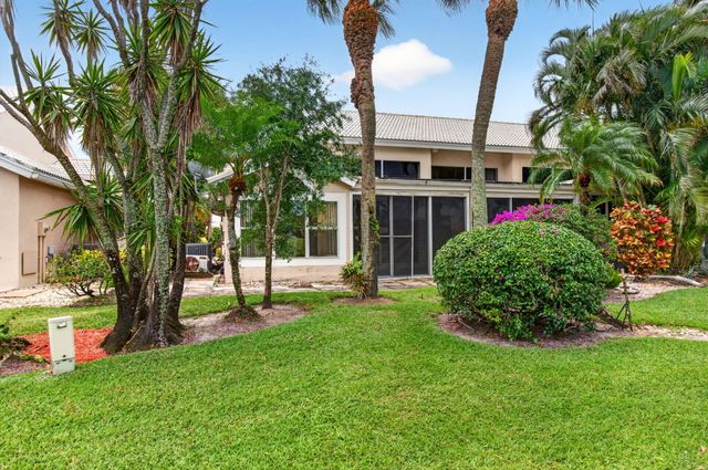 6071 Greenspointe Drive, Boynton Beach, FL 33437
