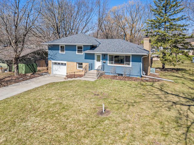8180 Julianne Terrace, Golden Valley, MN 55427