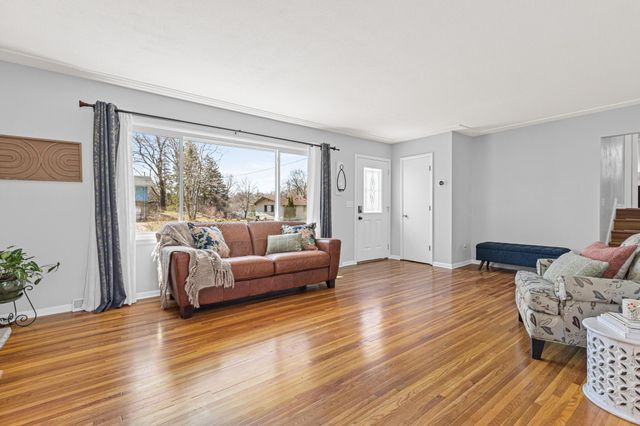 8180 Julianne Terrace, Golden Valley, MN 55427